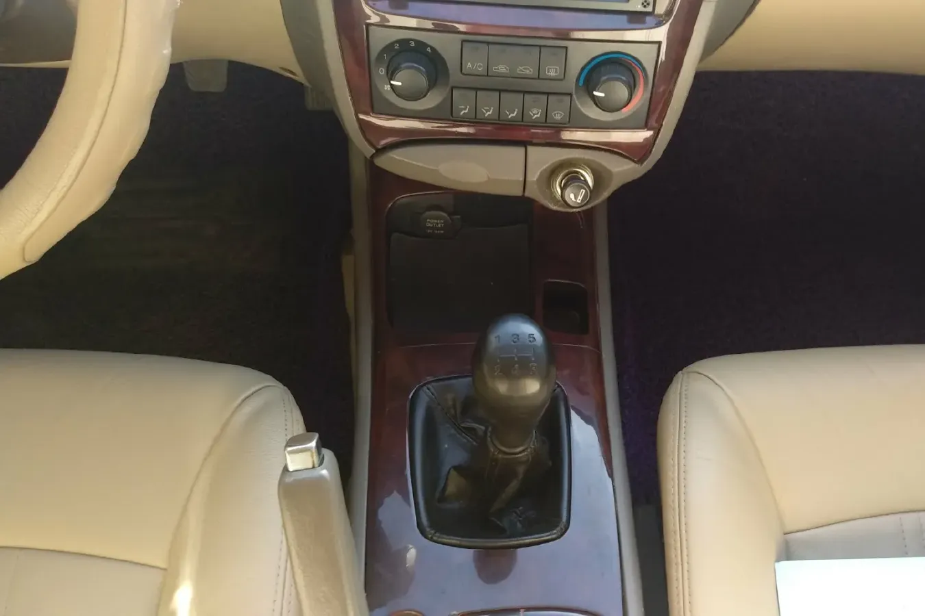 2009 Hyundai MoInca 2.0L 137HP L4 5MT,autocango,china used car exporter,china ev exporter,chinese used car exporter,chinese used ev exporter