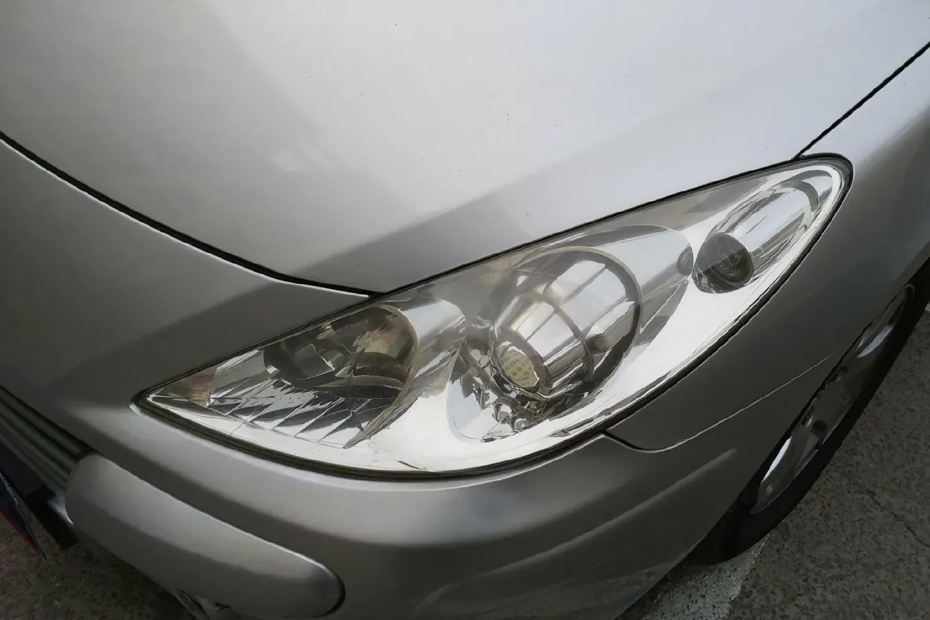 2010 Peugeot 307 1.6L 106HP L4 5MT,autocango,china used car exporter,china ev exporter,chinese used car exporter,chinese used ev exporter