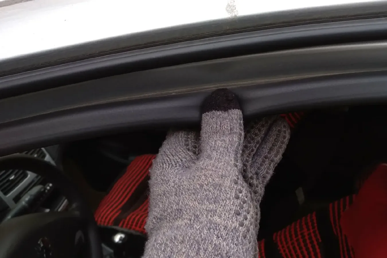 2010 Peugeot 307 1.6L 106HP L4 5MT,autocango,china used car exporter,china ev exporter,chinese used car exporter,chinese used ev exporter