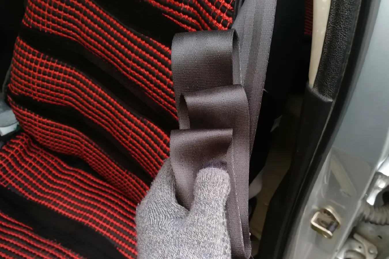 2010 Peugeot 307 1.6L 106HP L4 5MT,autocango,china used car exporter,china ev exporter,chinese used car exporter,chinese used ev exporter