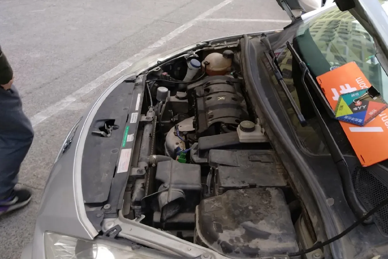 2010 Peugeot 307 1.6L 106HP L4 5MT,autocango,china used car exporter,china ev exporter,chinese used car exporter,chinese used ev exporter