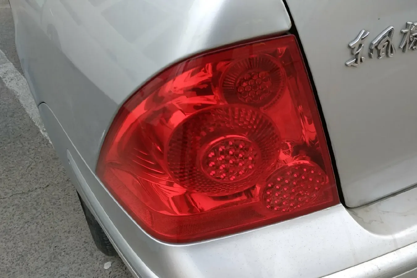 2010 Peugeot 307 1.6L 106HP L4 5MT,autocango,china used car exporter,china ev exporter,chinese used car exporter,chinese used ev exporter