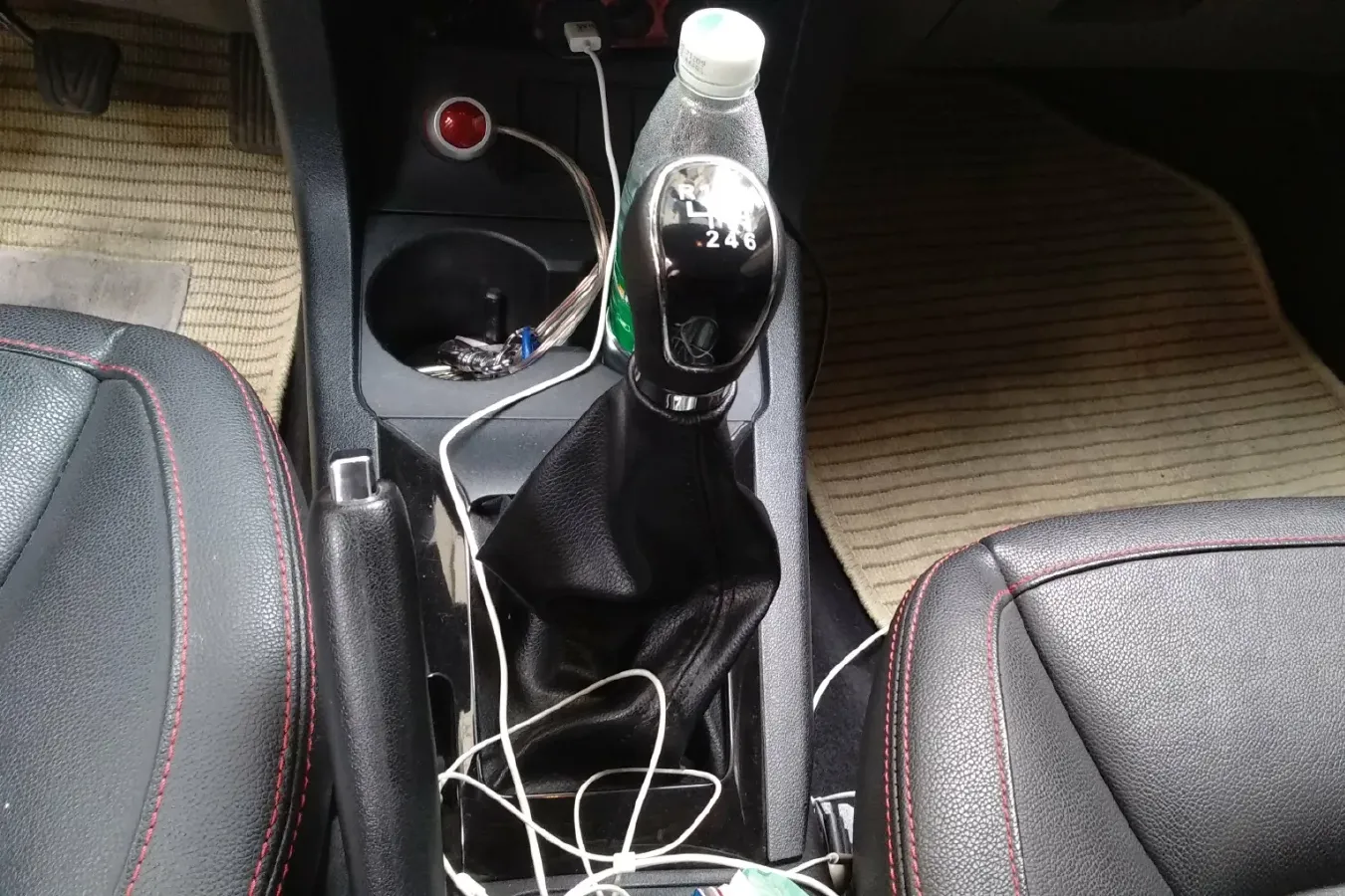 2013 Landwind X5 2.0T 190HP L4 6MT,autocango,china used car exporter,china ev exporter,chinese used car exporter,chinese used ev exporter