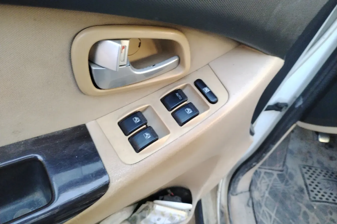 2014 ChangAn Kaicene Honor S 1.5L 106HP L4 5MT,autocango,china used car exporter,china ev exporter,chinese used car exporter,chinese used ev exporter