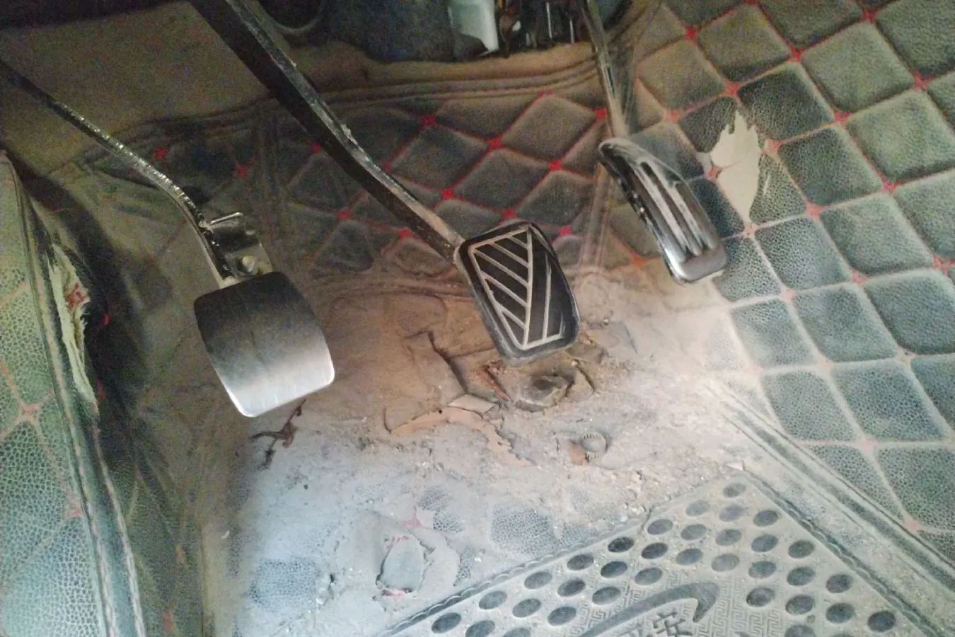 2014 ChangAn Kaicene Honor S 1.5L 106HP L4 5MT,autocango,china used car exporter,china ev exporter,chinese used car exporter,chinese used ev exporter