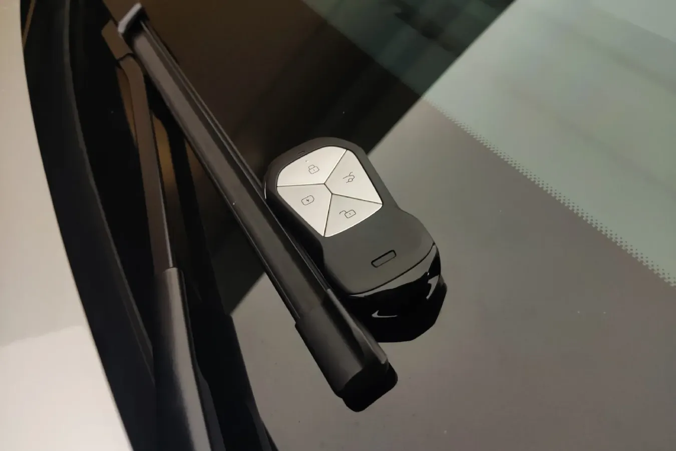 2023 Xpeng G6 BEV 87.5KWH,autocango,china used car exporter,china ev exporter,chinese used car exporter,chinese used ev exporter