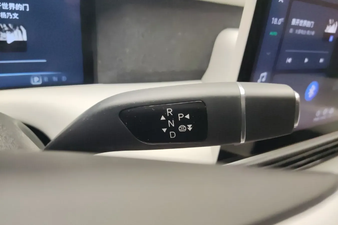 2023 Xpeng G6 BEV 87.5KWH,autocango,china used car exporter,china ev exporter,chinese used car exporter,chinese used ev exporter