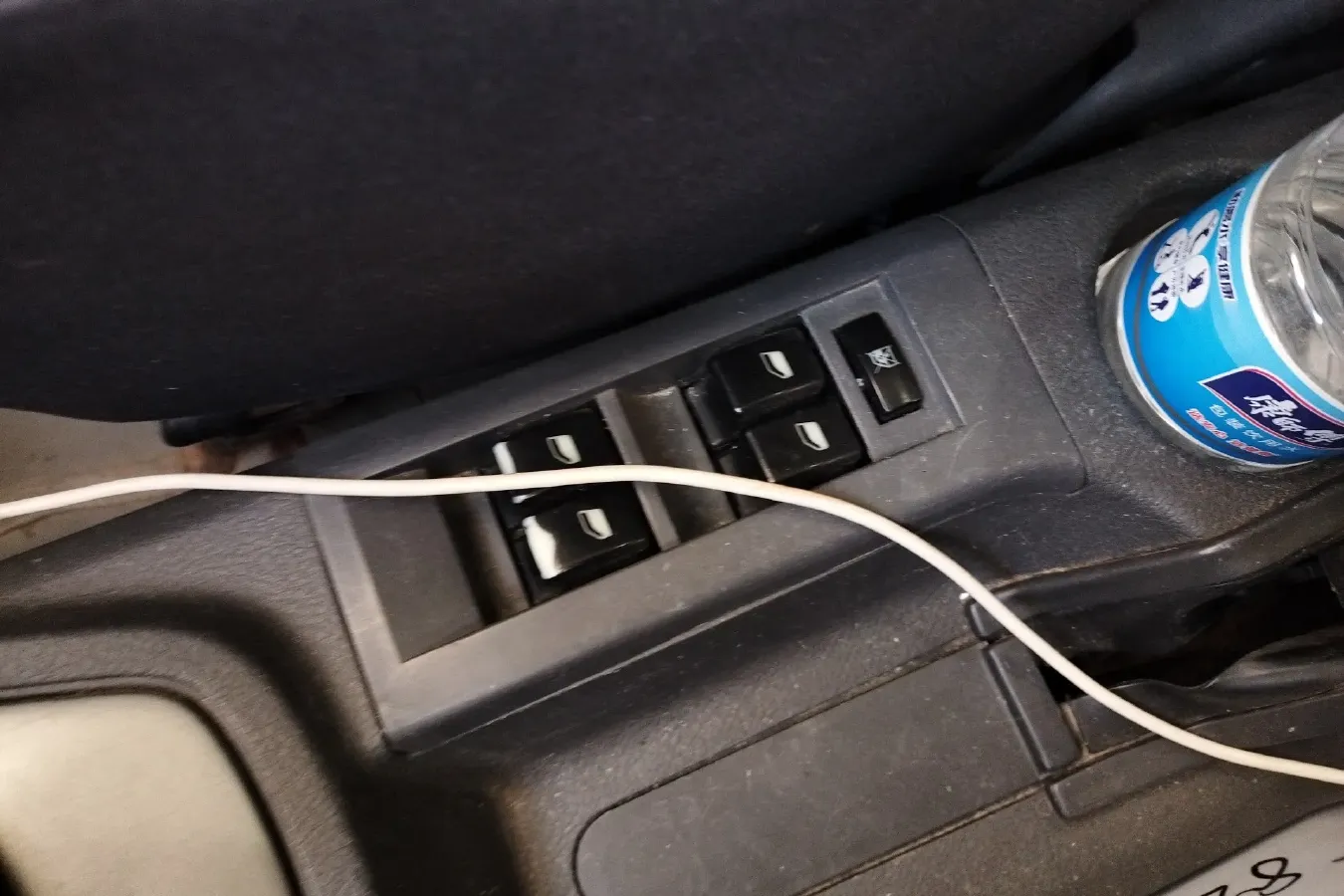 2010 FAW Vita V2 1.3L 91HP L4 5MT,autocango,china used car exporter,china ev exporter,chinese used car exporter,chinese used ev exporter