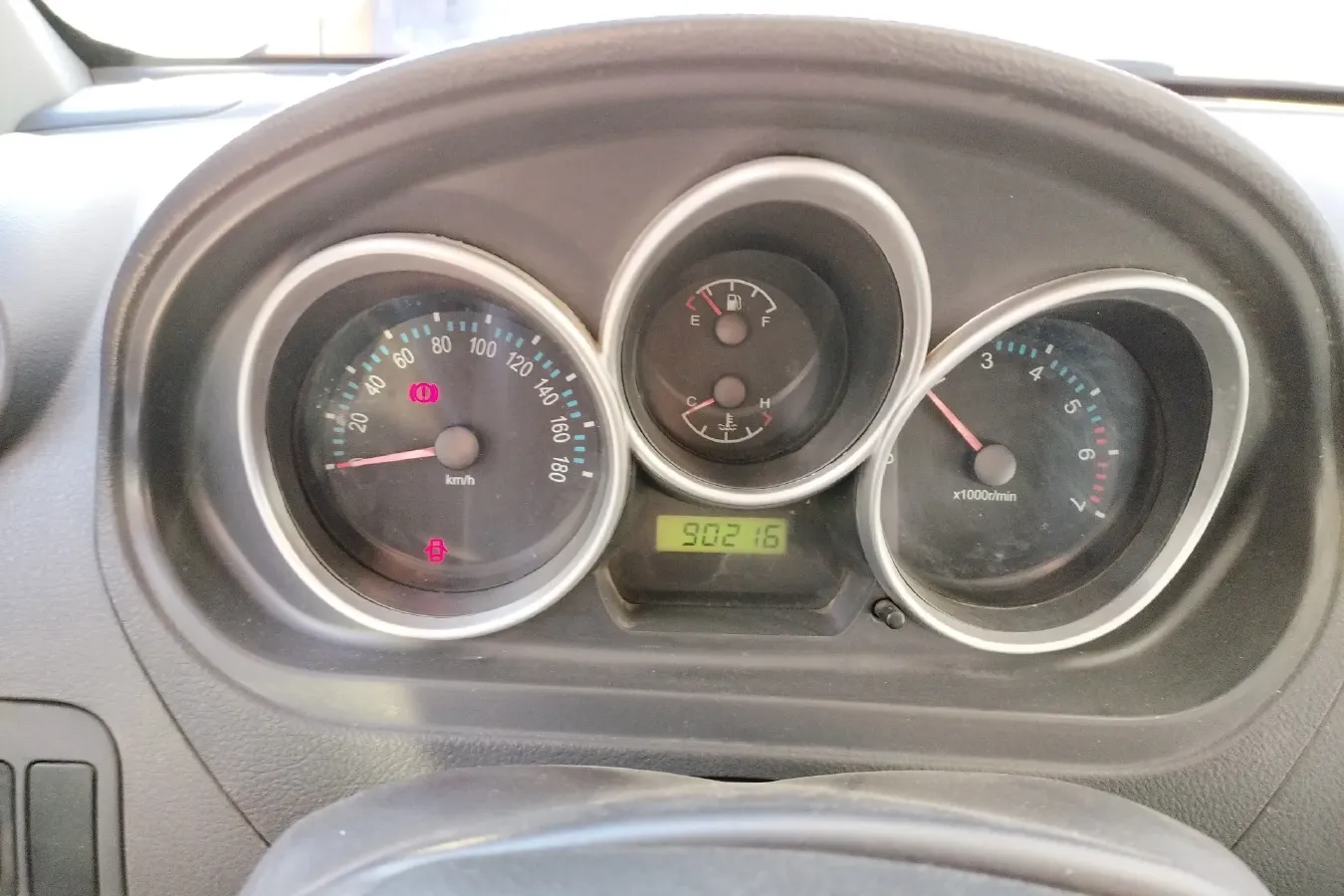 2010 FAW Vita V2 1.3L 91HP L4 5MT,autocango,china used car exporter,china ev exporter,chinese used car exporter,chinese used ev exporter