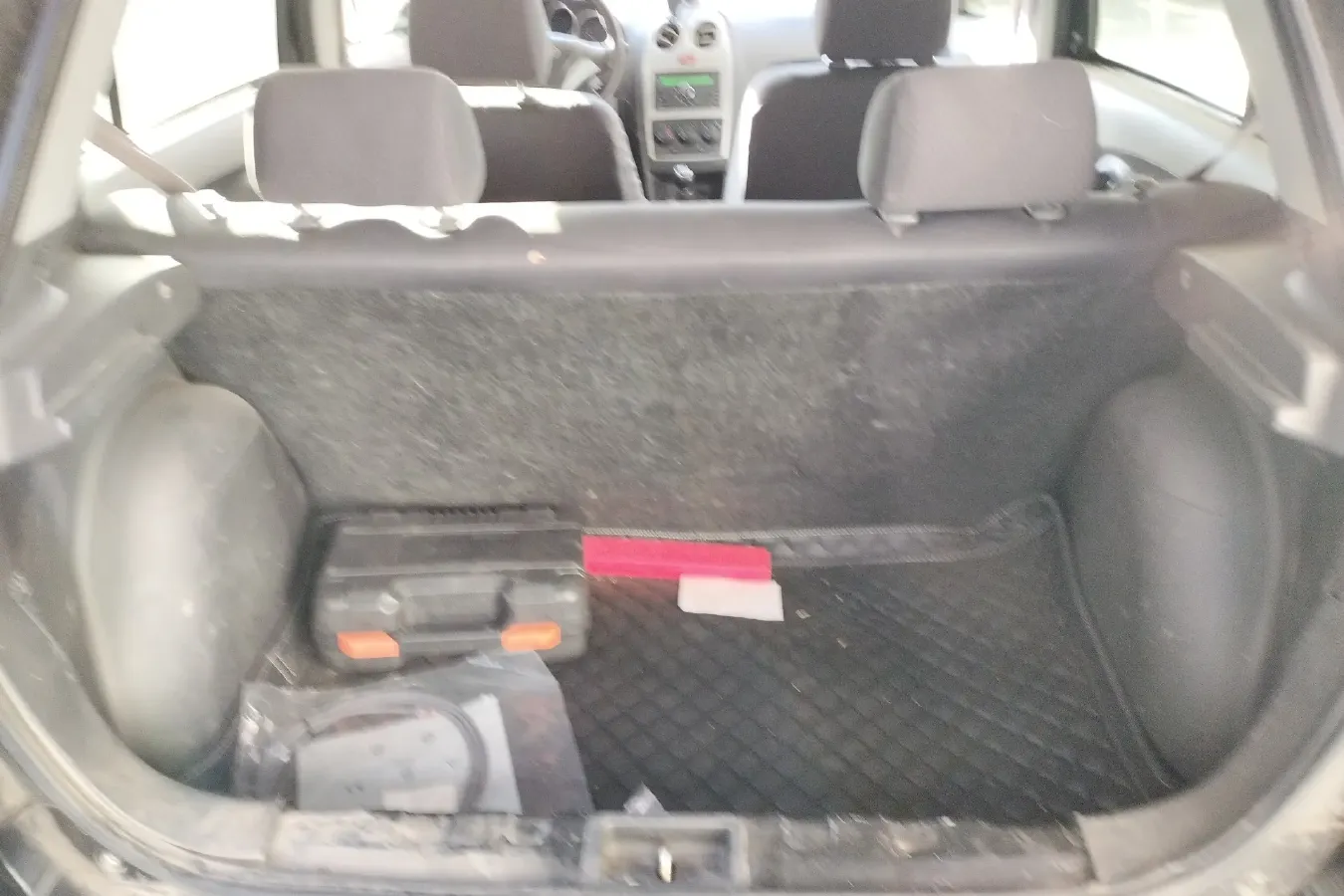 2010 FAW Vita V2 1.3L 91HP L4 5MT,autocango,china used car exporter,china ev exporter,chinese used car exporter,chinese used ev exporter