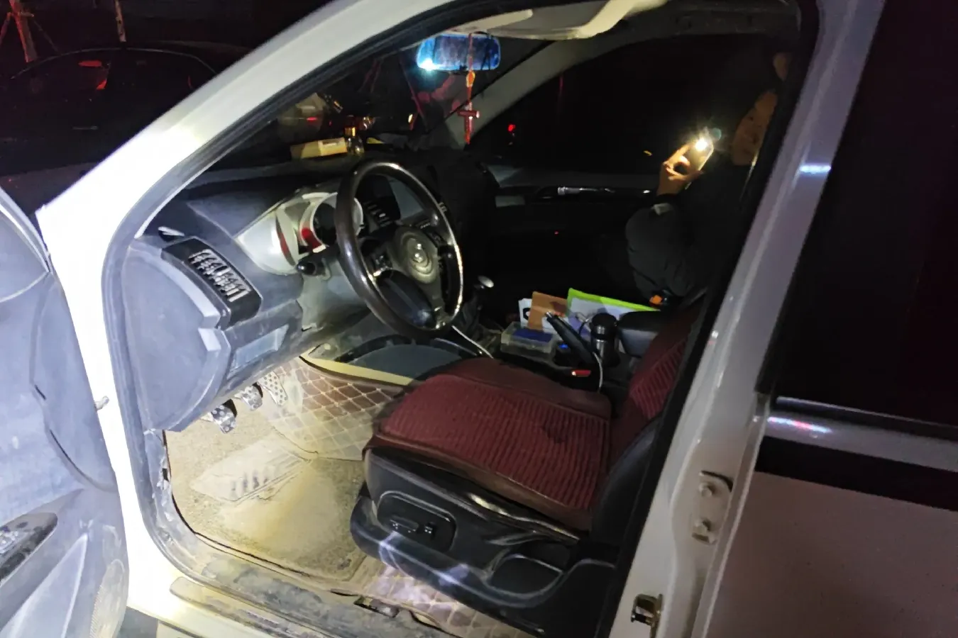 2014 Landwind X8 2.0T 122HP L4 5MT,autocango,china used car exporter,china ev exporter,chinese used car exporter,chinese used ev exporter