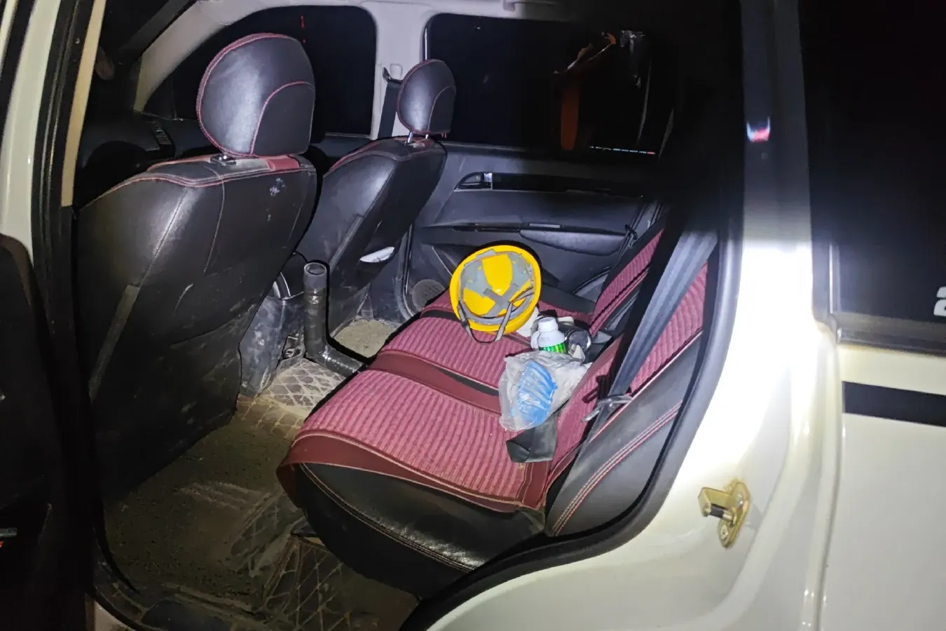 2014 Landwind X8 2.0T 122HP L4 5MT,autocango,china used car exporter,china ev exporter,chinese used car exporter,chinese used ev exporter