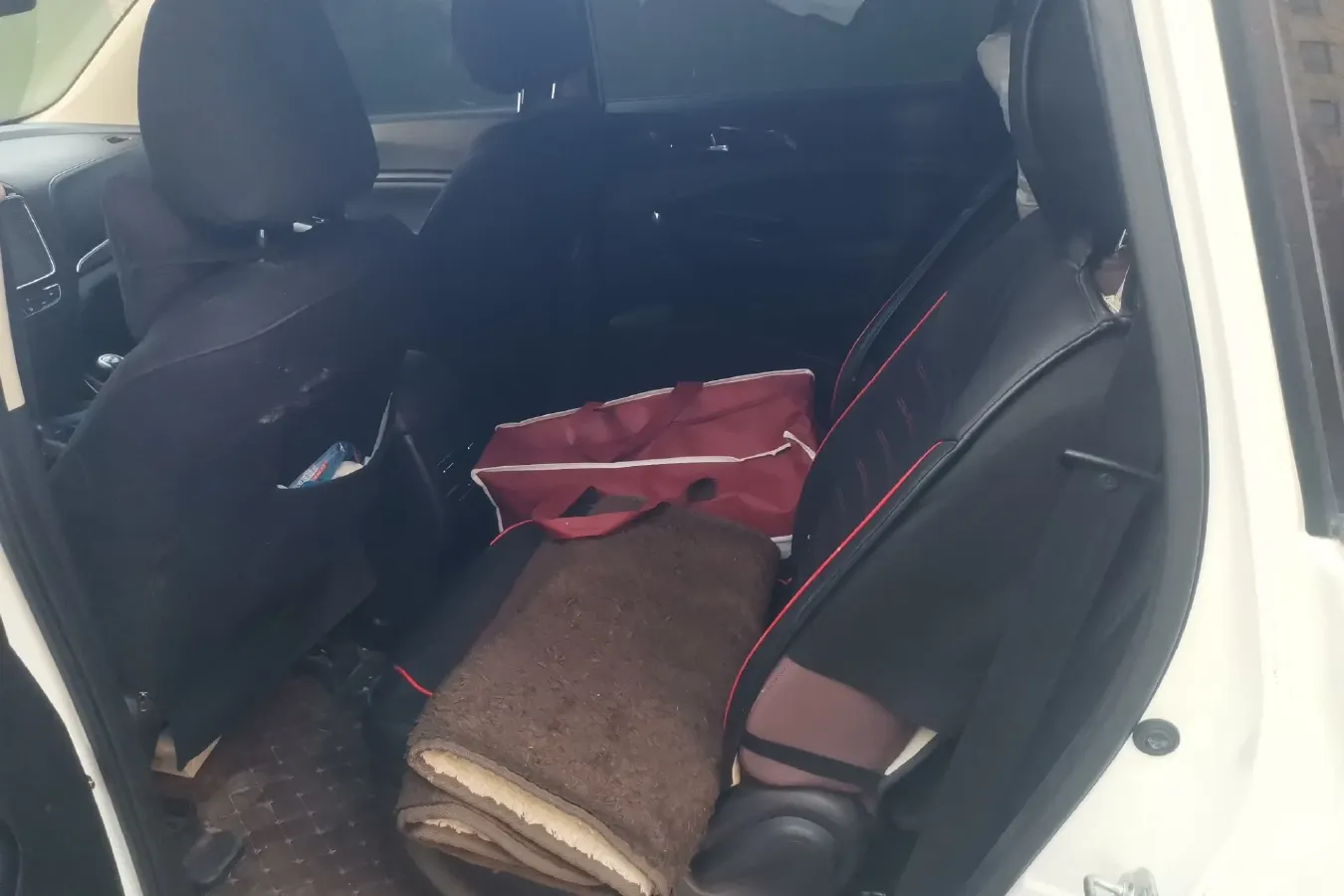 2017 ChangAn Oshan A800 1.6L 125HP L4 5MT,autocango,china used car exporter,china ev exporter,chinese used car exporter,chinese used ev exporter