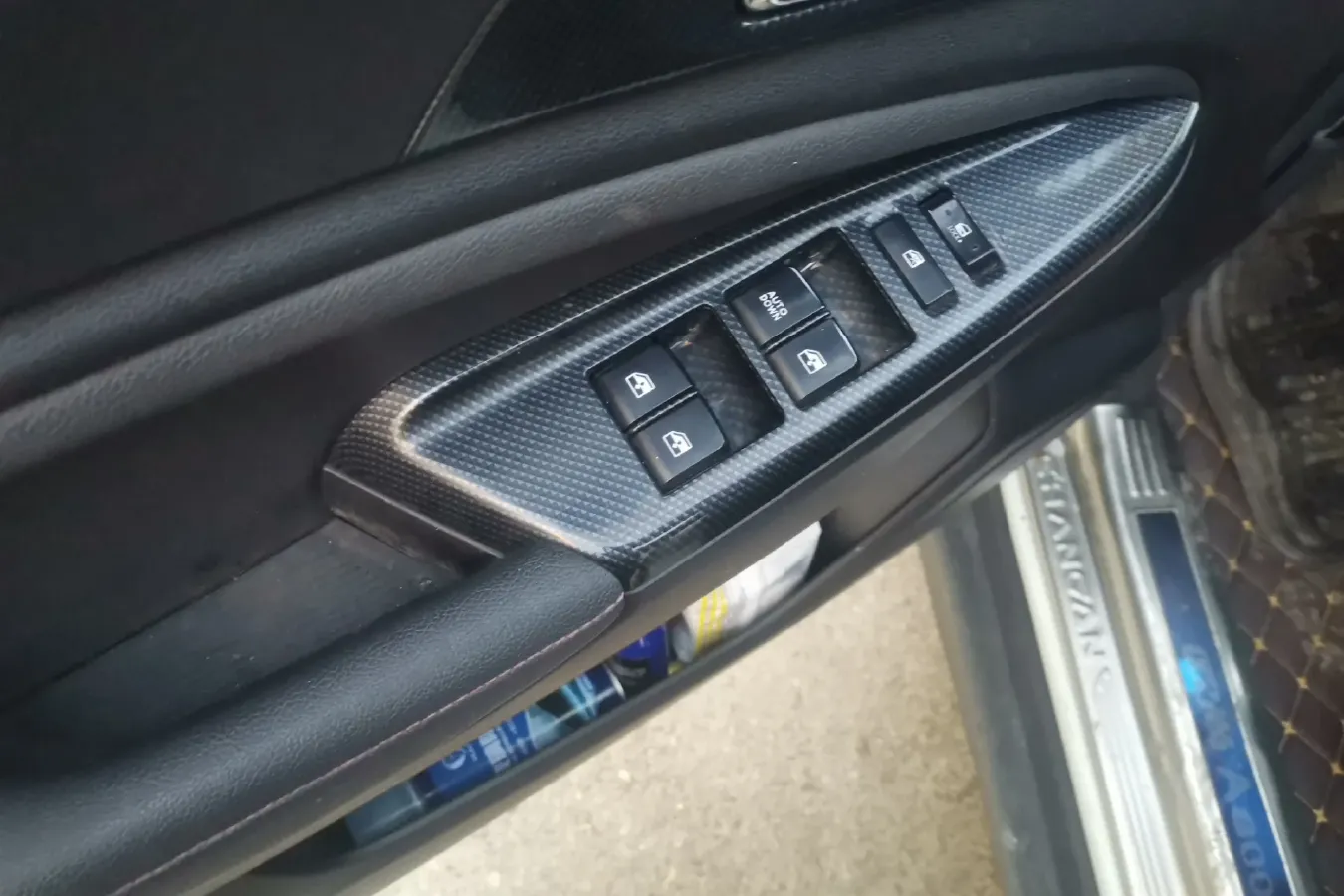 2017 ChangAn Oshan A800 1.6L 125HP L4 5MT,autocango,china used car exporter,china ev exporter,chinese used car exporter,chinese used ev exporter