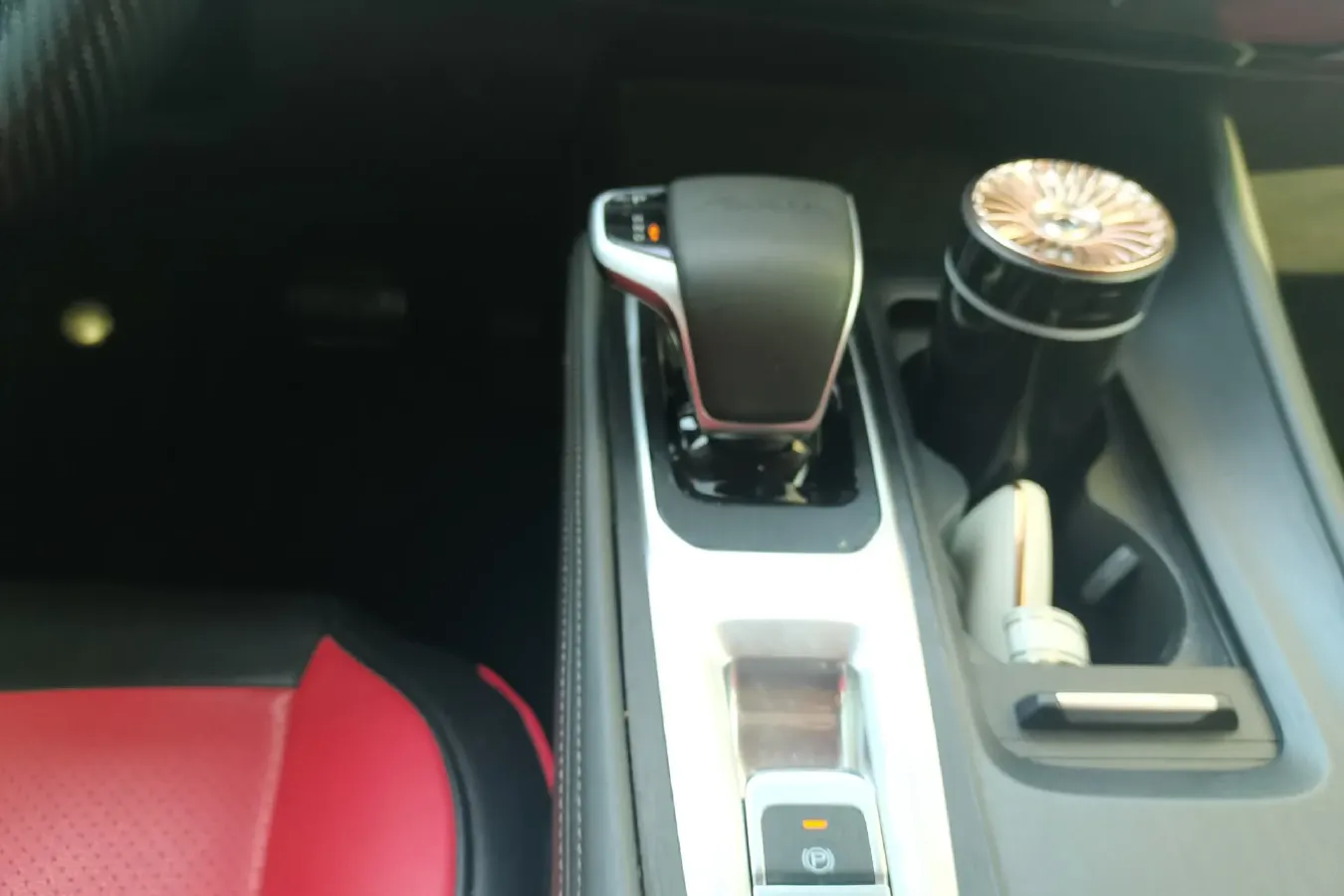 2022 DongFeng Aeolus HaoJi 1.5T 204HP L4 7DCT,autocango,china used car exporter,china ev exporter,chinese used car exporter,chinese used ev exporter