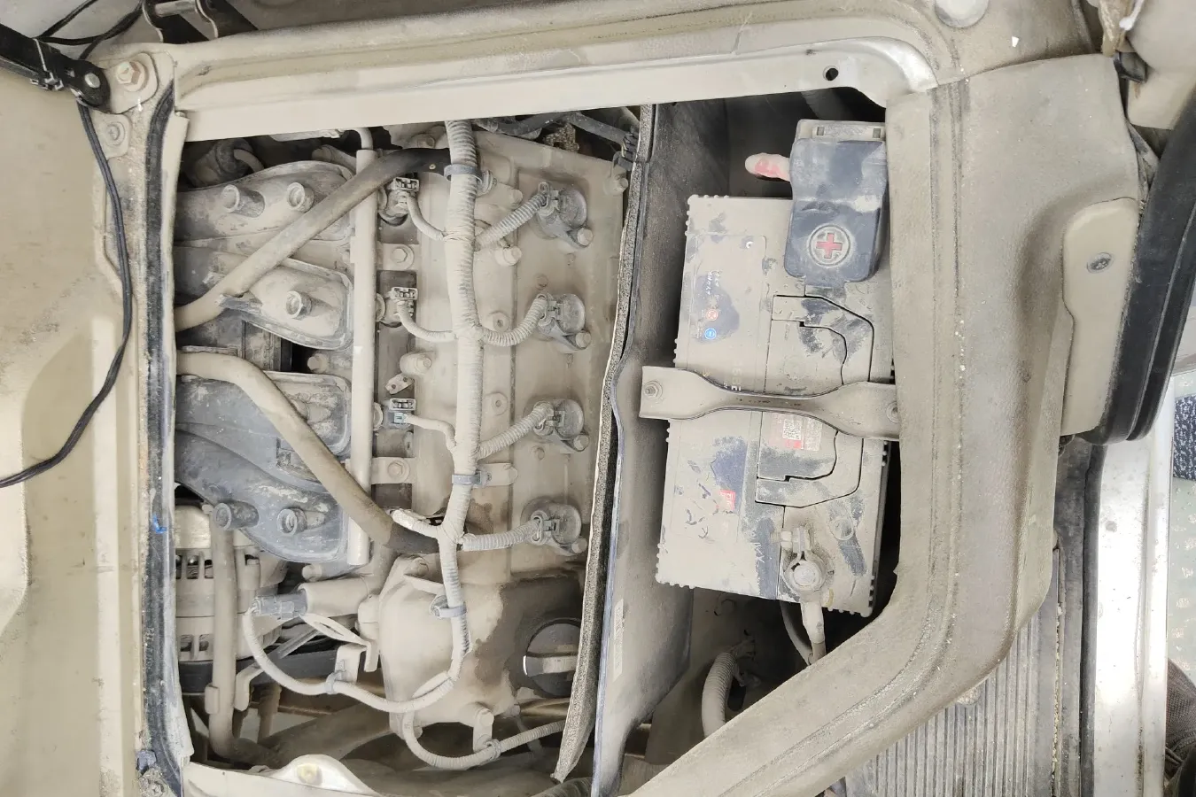 2016 DongFeng DFSK C36 1.5L 117HP L4 5MT,autocango,china used car exporter,china ev exporter,chinese used car exporter,chinese used ev exporter