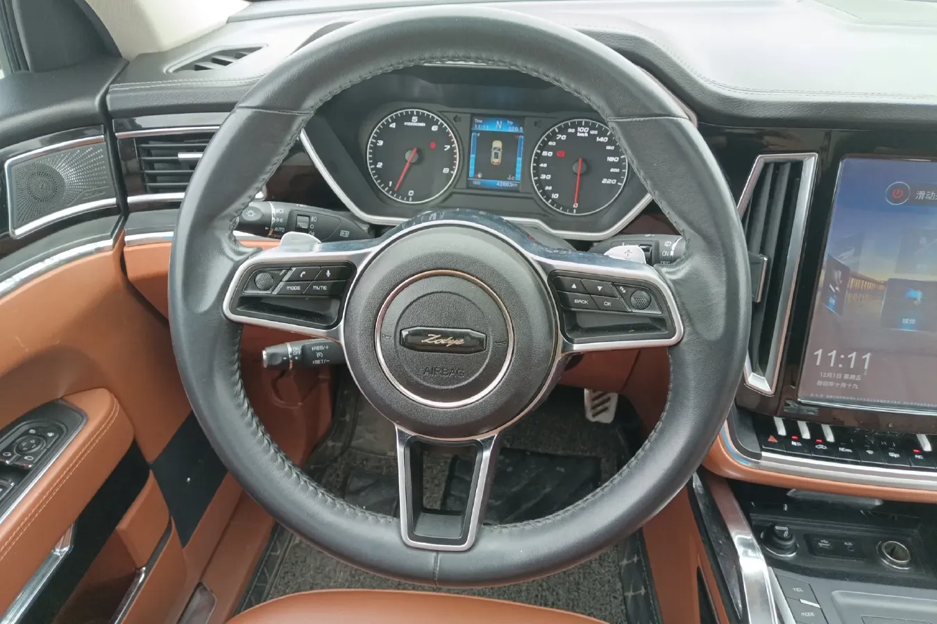 2017 Zotye T700 1.8T 177HP L4 6DCT,autocango,china used car exporter,china ev exporter,chinese used car exporter,chinese used ev exporter