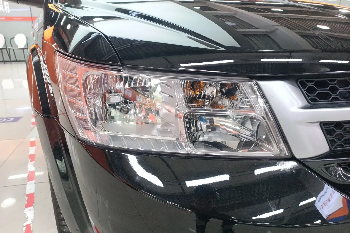 2012 Fiat Freemont 2.4L 170HP L4 6AT,autocango,china used car exporter,china ev exporter,chinese used car exporter,chinese used ev exporter