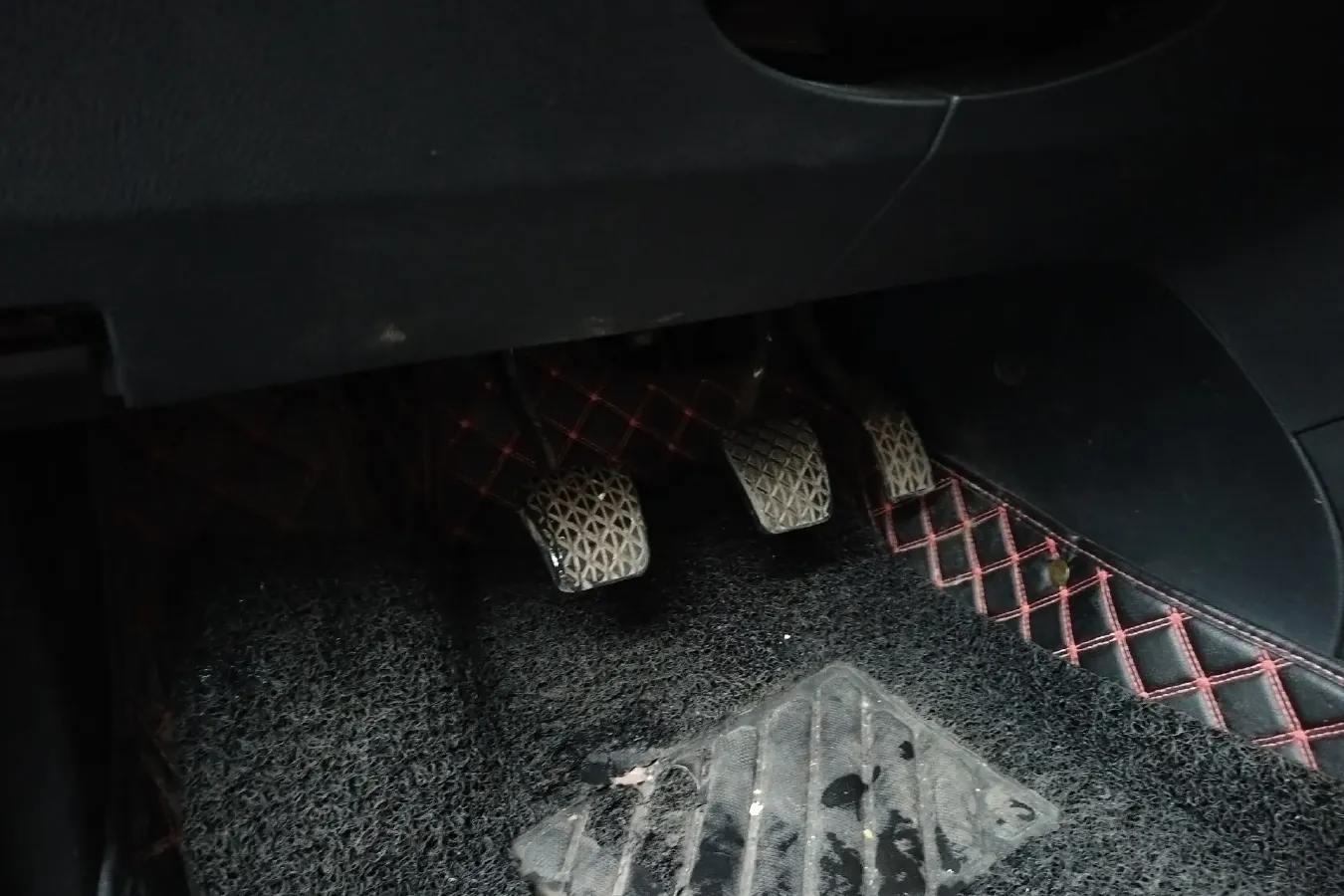 2016 FAW Jumpal A70 1.6L 113HP L4 5MT,autocango,china used car exporter,china ev exporter,chinese used car exporter,chinese used ev exporter