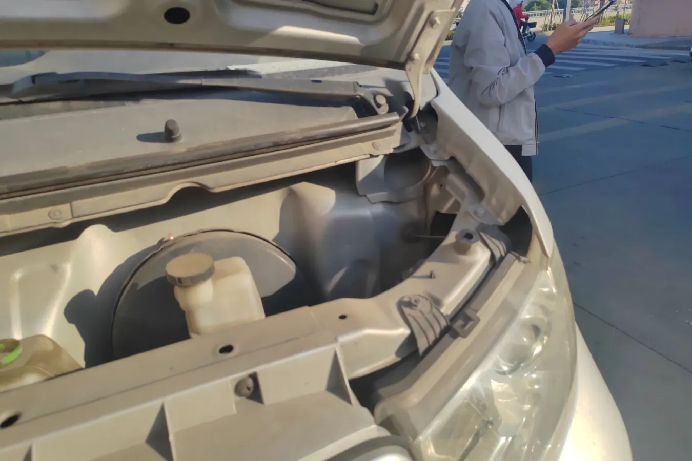 2020 JinBei T5 1.5L 102HP L4 5MT,autocango,china used car exporter,china ev exporter,chinese used car exporter,chinese used ev exporter