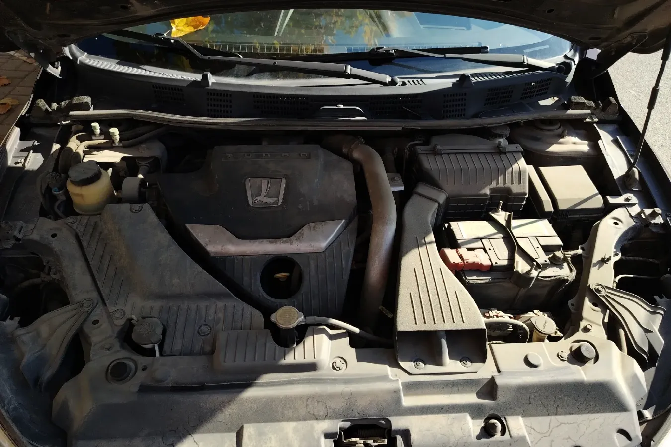 2013 Luxgen 5 1.8T 154HP L4 5AT,autocango,china used car exporter,china ev exporter,chinese used car exporter,chinese used ev exporter