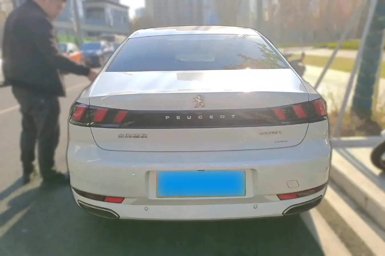 2021 Peugeot 508L 1.6T 200HP L4 8AT PHEV 12KWH,autocango,china used car exporter,china ev exporter,chinese used car exporter,chinese used ev exporter