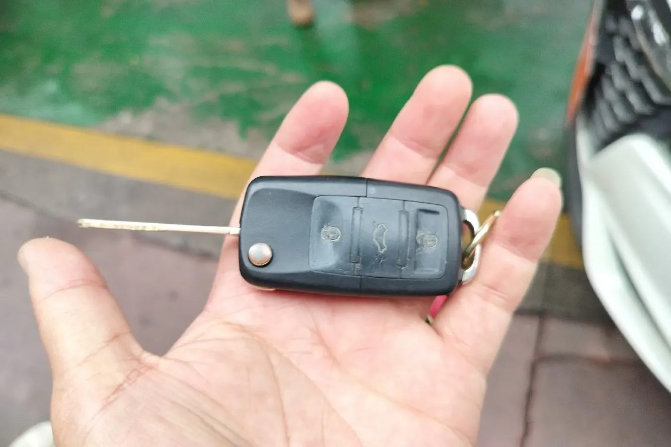 2016 Luxgen 3 1.6L 124HP L4 CVT,autocango,china used car exporter,china ev exporter,chinese used car exporter,chinese used ev exporter