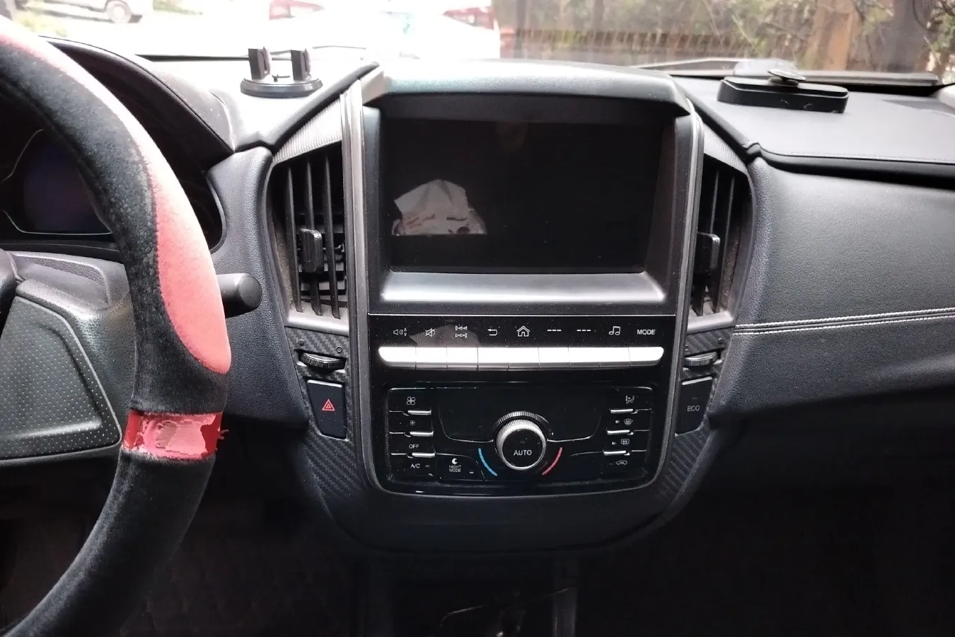 2016 Luxgen 3 1.6L 124HP L4 CVT,autocango,china used car exporter,china ev exporter,chinese used car exporter,chinese used ev exporter