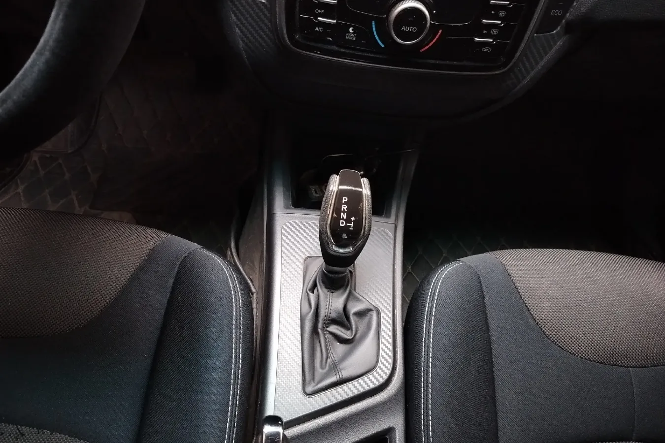 2016 Luxgen 3 1.6L 124HP L4 CVT,autocango,china used car exporter,china ev exporter,chinese used car exporter,chinese used ev exporter