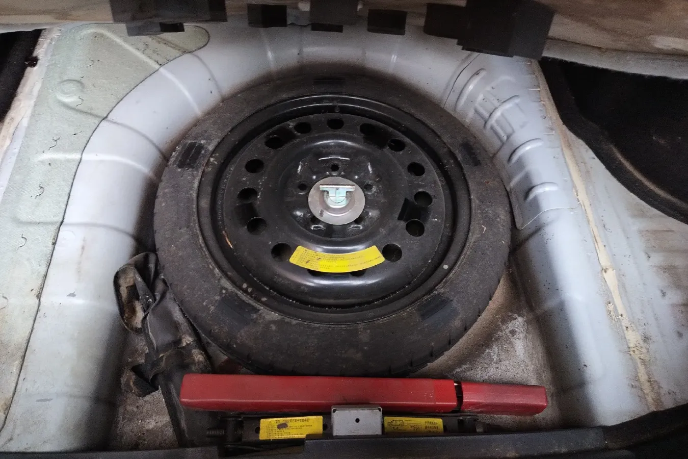 2016 Luxgen 3 1.6L 124HP L4 CVT,autocango,china used car exporter,china ev exporter,chinese used car exporter,chinese used ev exporter