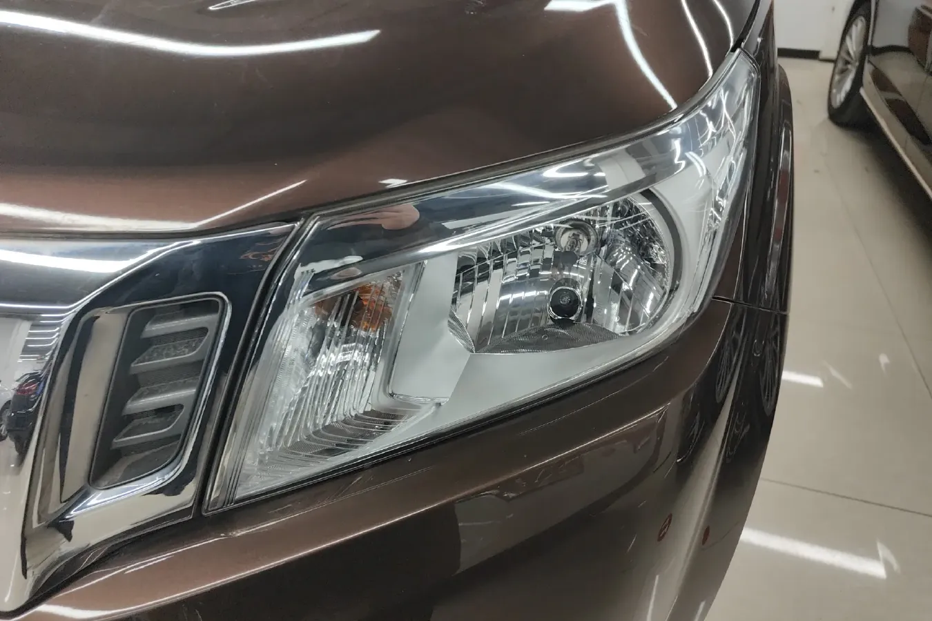 2017 Nissan Navara 2.5L 184HP L4 7AT,autocango,china used car exporter,china ev exporter,chinese used car exporter,chinese used ev exporter