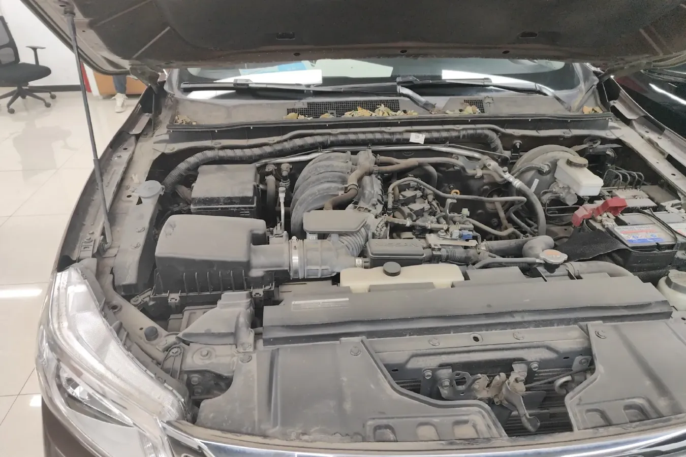 2017 Nissan Navara 2.5L 184HP L4 7AT,autocango,china used car exporter,china ev exporter,chinese used car exporter,chinese used ev exporter