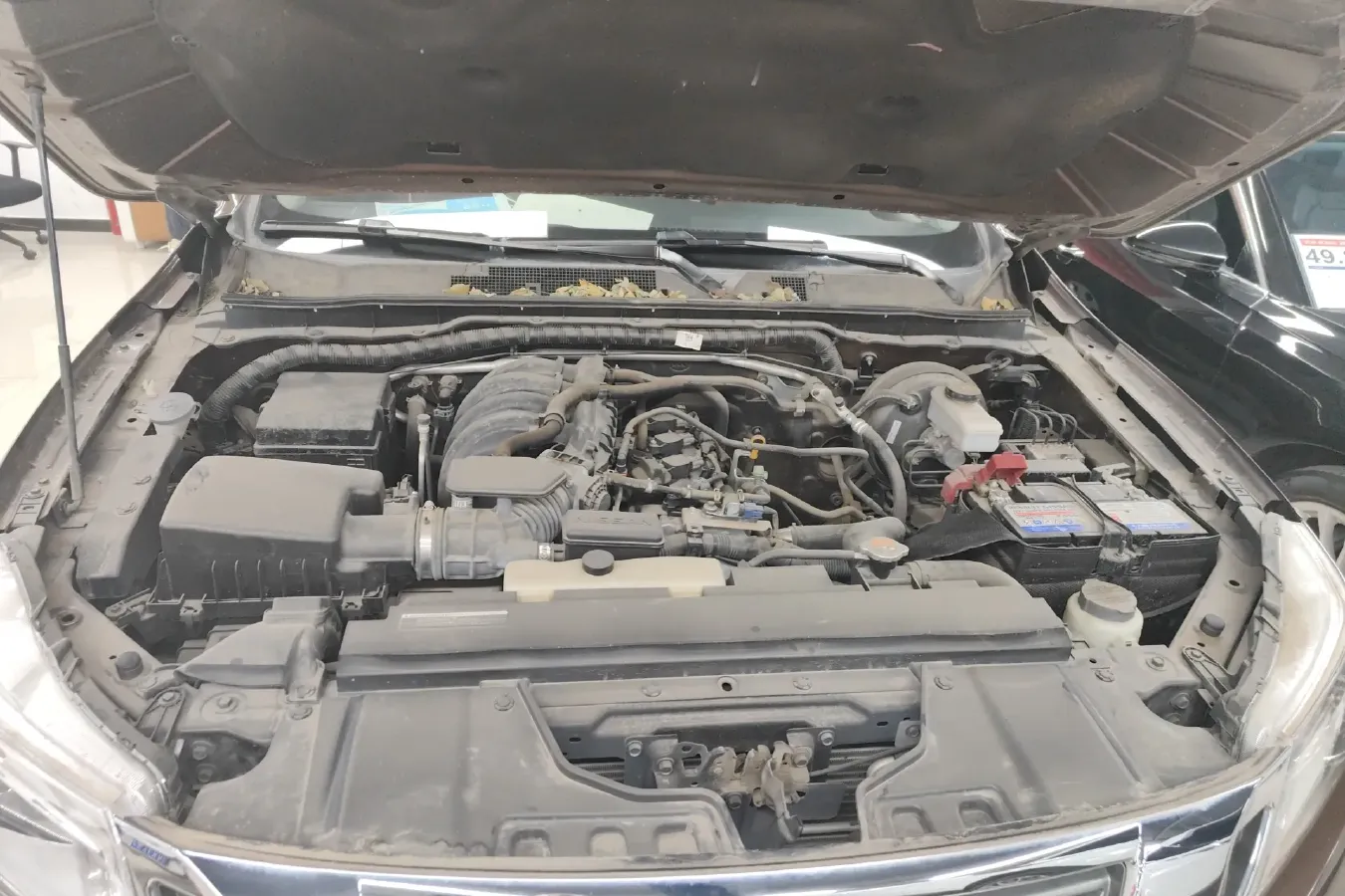 2017 Nissan Navara 2.5L 184HP L4 7AT,autocango,china used car exporter,china ev exporter,chinese used car exporter,chinese used ev exporter