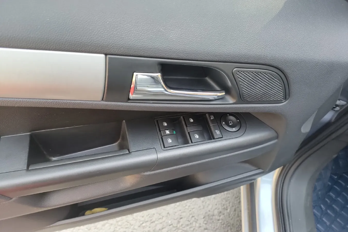 2010 Opel Zafira 1.8L 140HP L4 5AT,autocango,china used car exporter,china ev exporter,chinese used car exporter,chinese used ev exporter