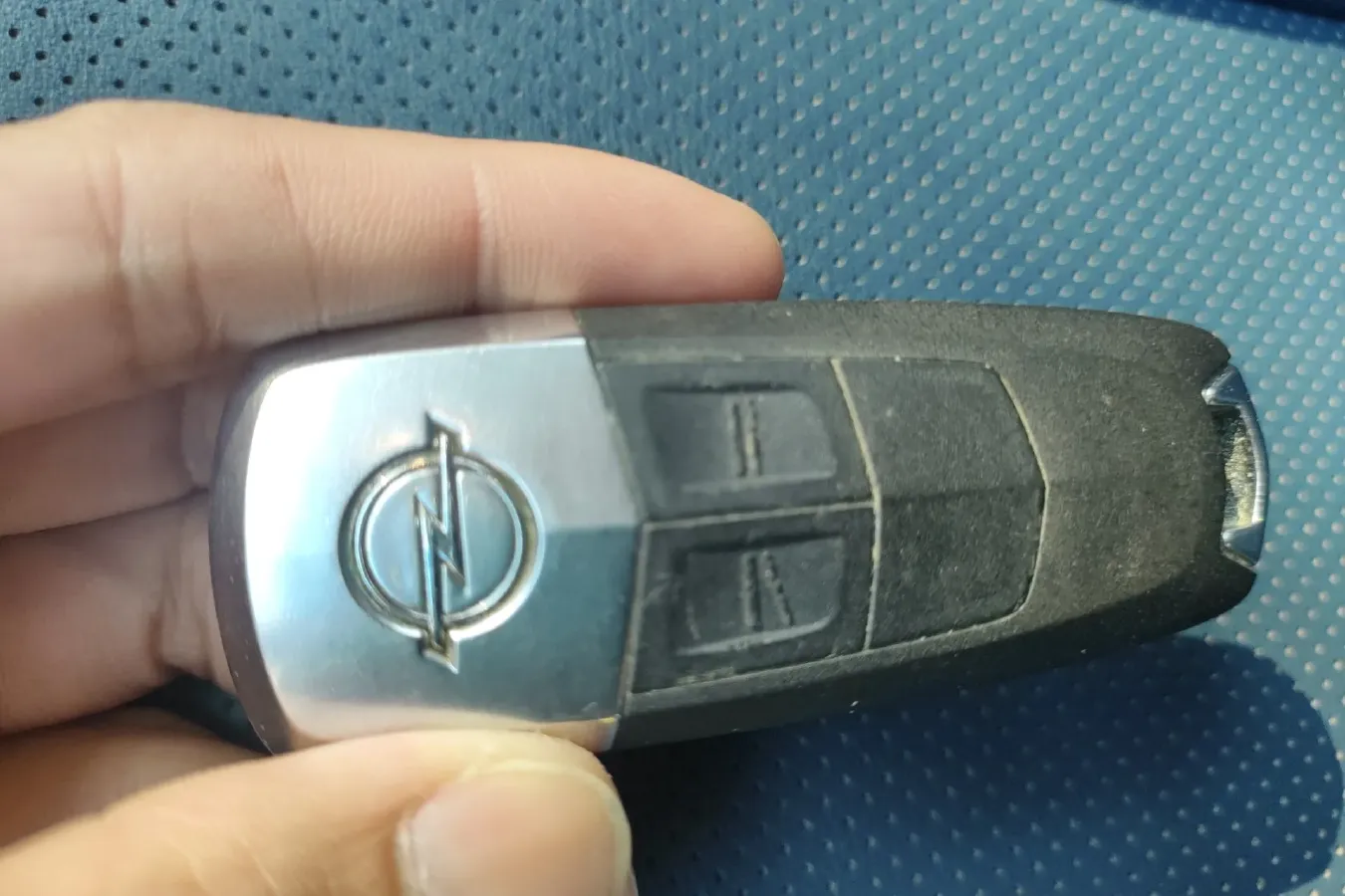 2010 Opel Zafira 1.8L 140HP L4 5AT,autocango,china used car exporter,china ev exporter,chinese used car exporter,chinese used ev exporter