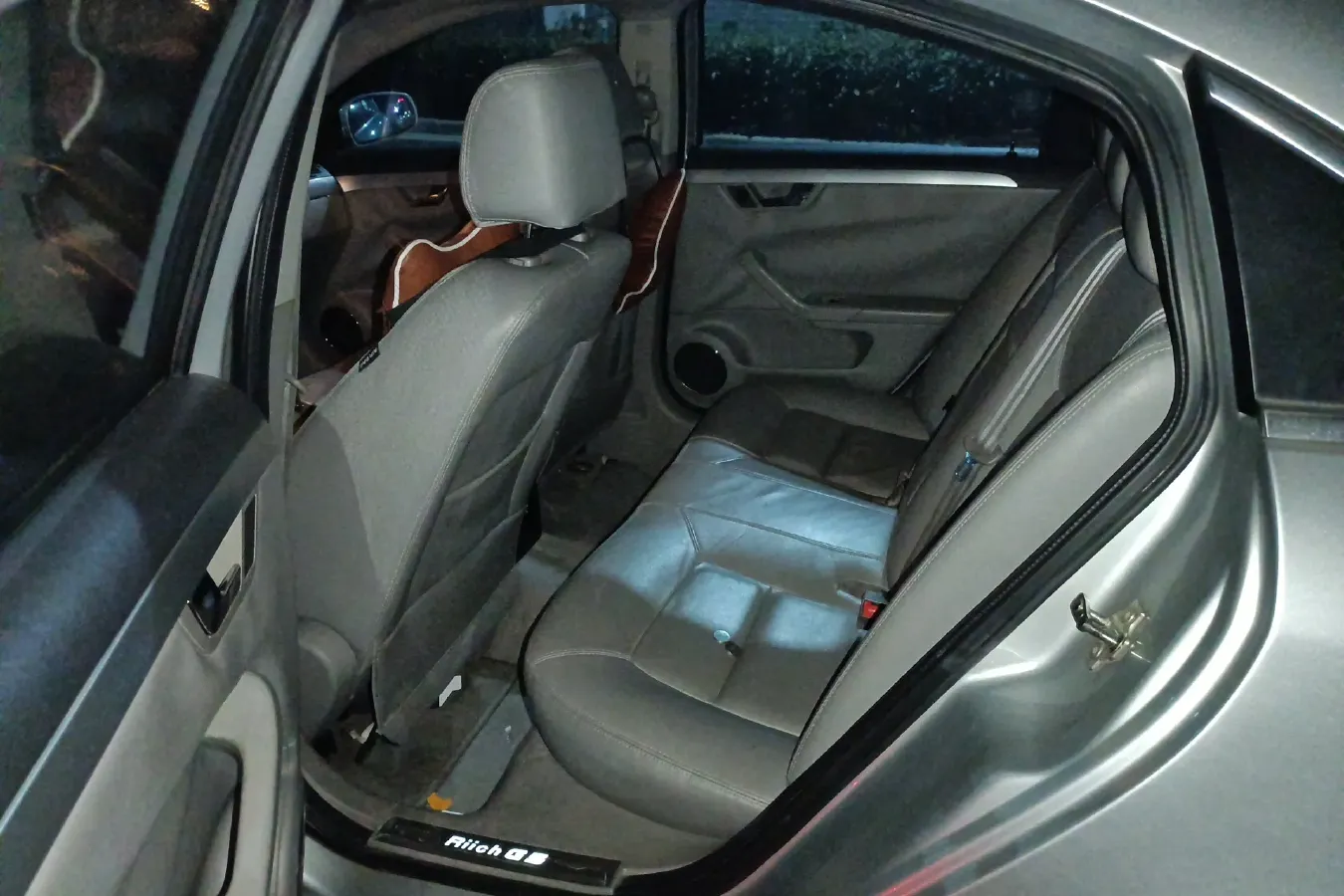 2012 Riich G5 2.0T 158HP L4 5AT,autocango,china used car exporter,china ev exporter,chinese used car exporter,chinese used ev exporter