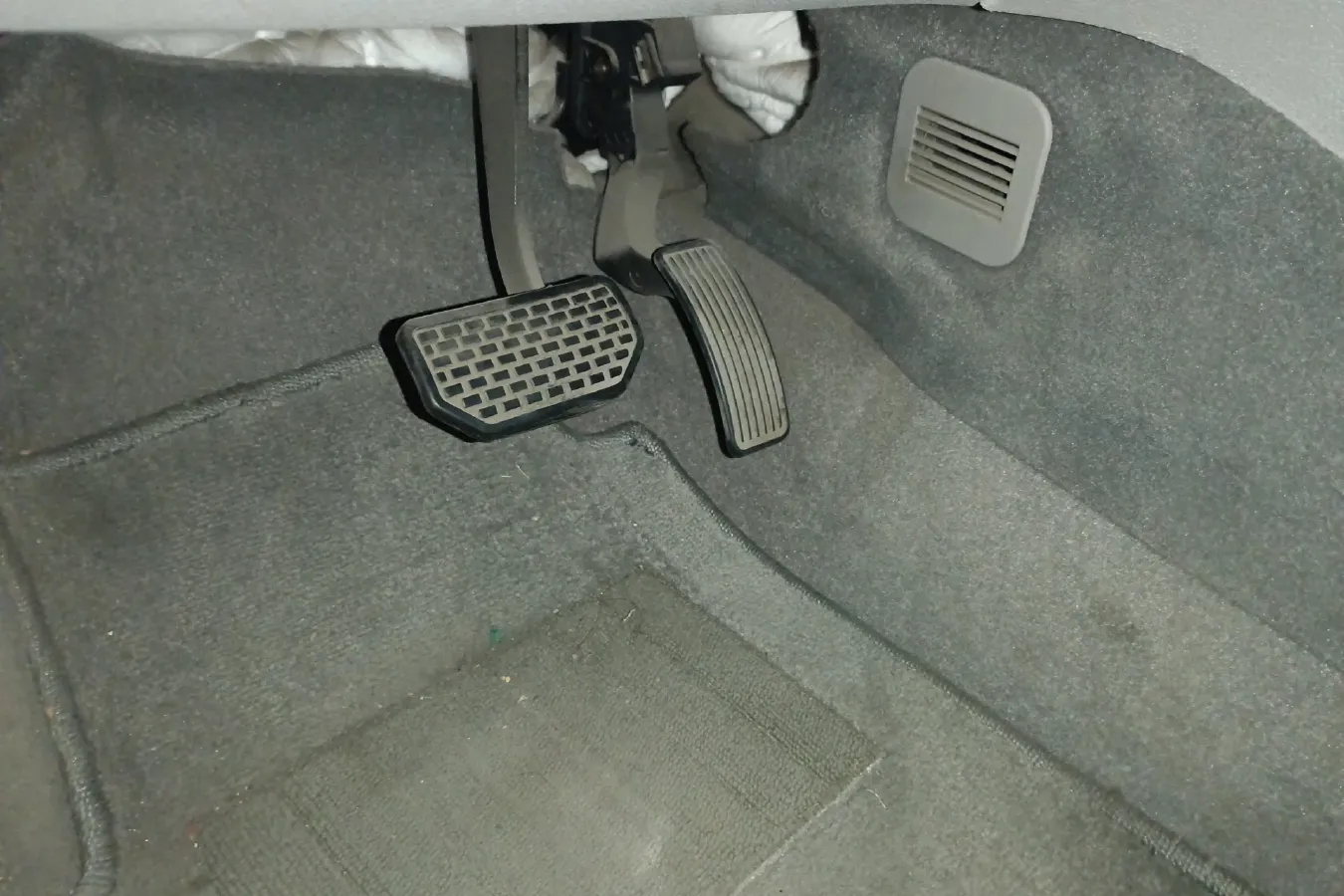 2012 Riich G5 2.0T 158HP L4 5AT,autocango,china used car exporter,china ev exporter,chinese used car exporter,chinese used ev exporter