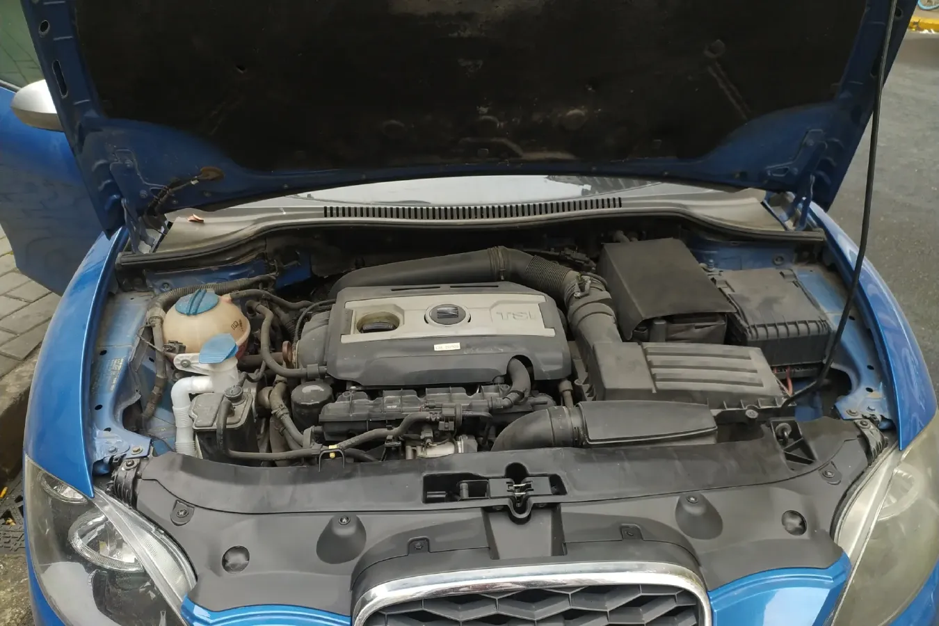 2012 Seat Leon 1.8T 160HP L4 7DCT,autocango,china used car exporter,china ev exporter,chinese used car exporter,chinese used ev exporter