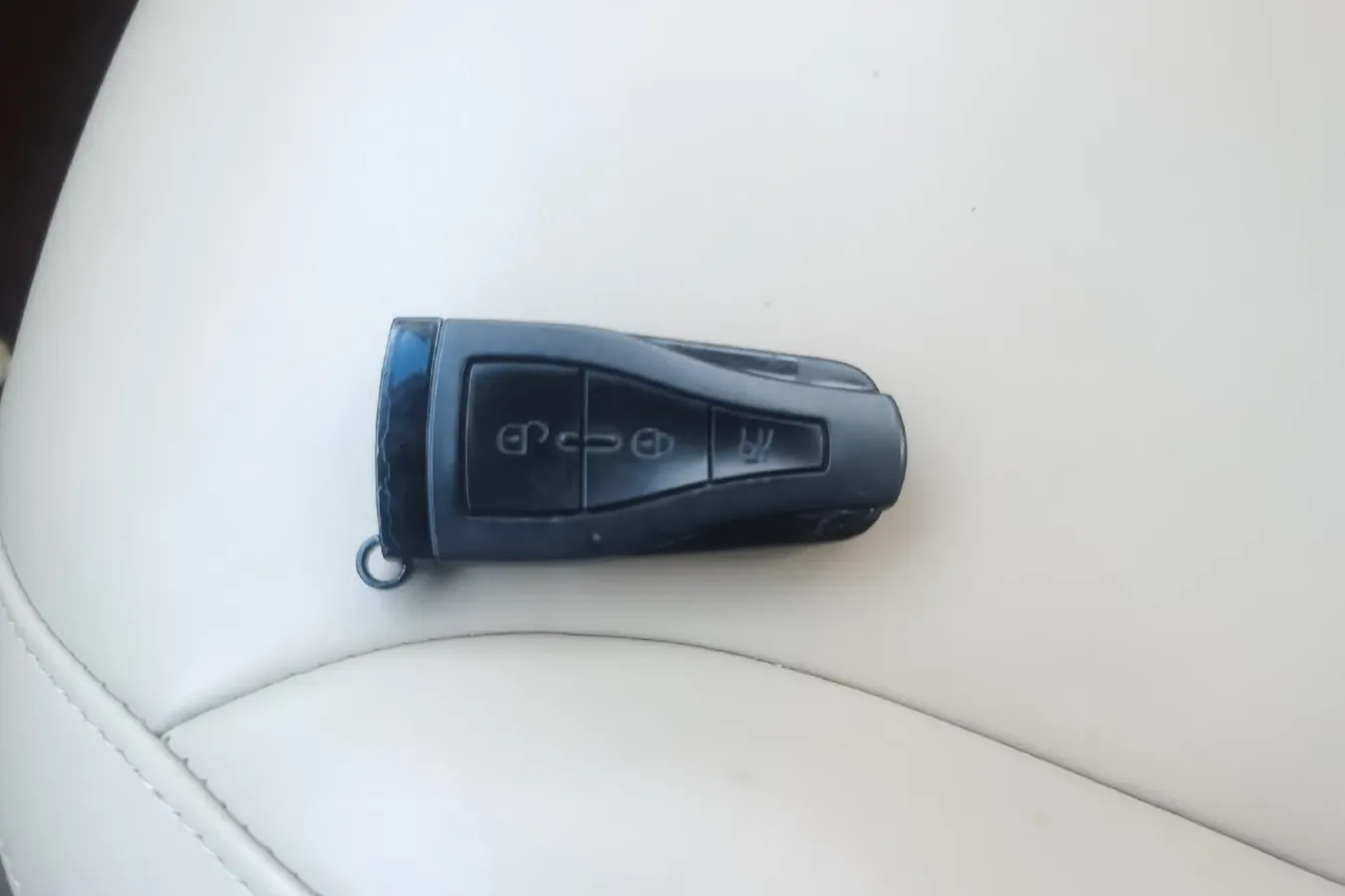 2014 Roewe e550 1.5L 109HP L4 2AT PHEV 11.8KWH,autocango,china used car exporter,china ev exporter,chinese used car exporter,chinese used ev exporter