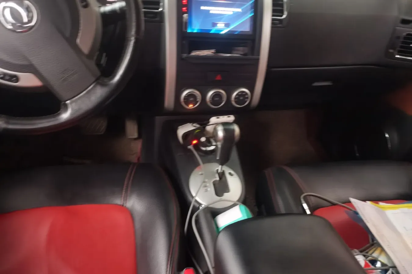 2016 DongFeng FengDu MX6 2.0L 144HP L4 CVT,autocango,china used car exporter,china ev exporter,chinese used car exporter,chinese used ev exporter