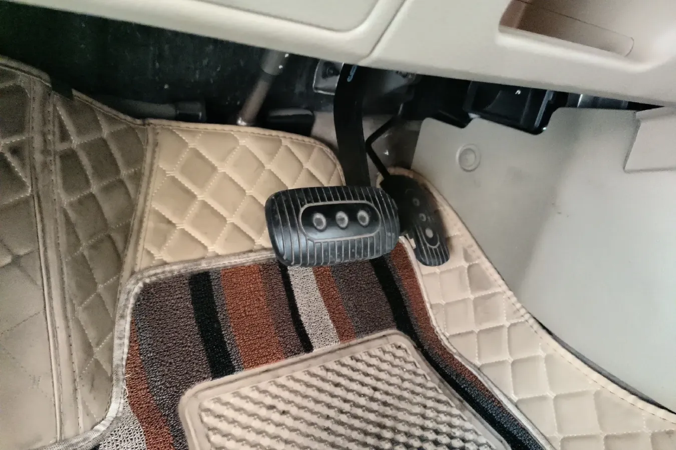 2008 Nissan Tiida 1.6L 109HP L4 4AT,autocango,china used car exporter,china ev exporter,chinese used car exporter,chinese used ev exporter