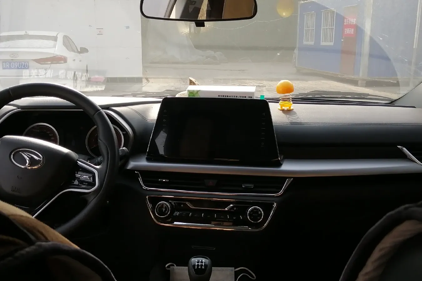 2021 Soueast DX5 1.5L 120HP L4 5MT,autocango,china used car exporter,china ev exporter,chinese used car exporter,chinese used ev exporter