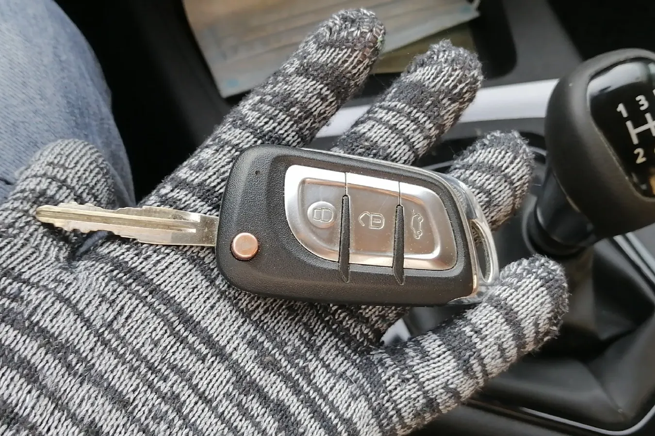 2021 Soueast DX5 1.5L 120HP L4 5MT,autocango,china used car exporter,china ev exporter,chinese used car exporter,chinese used ev exporter