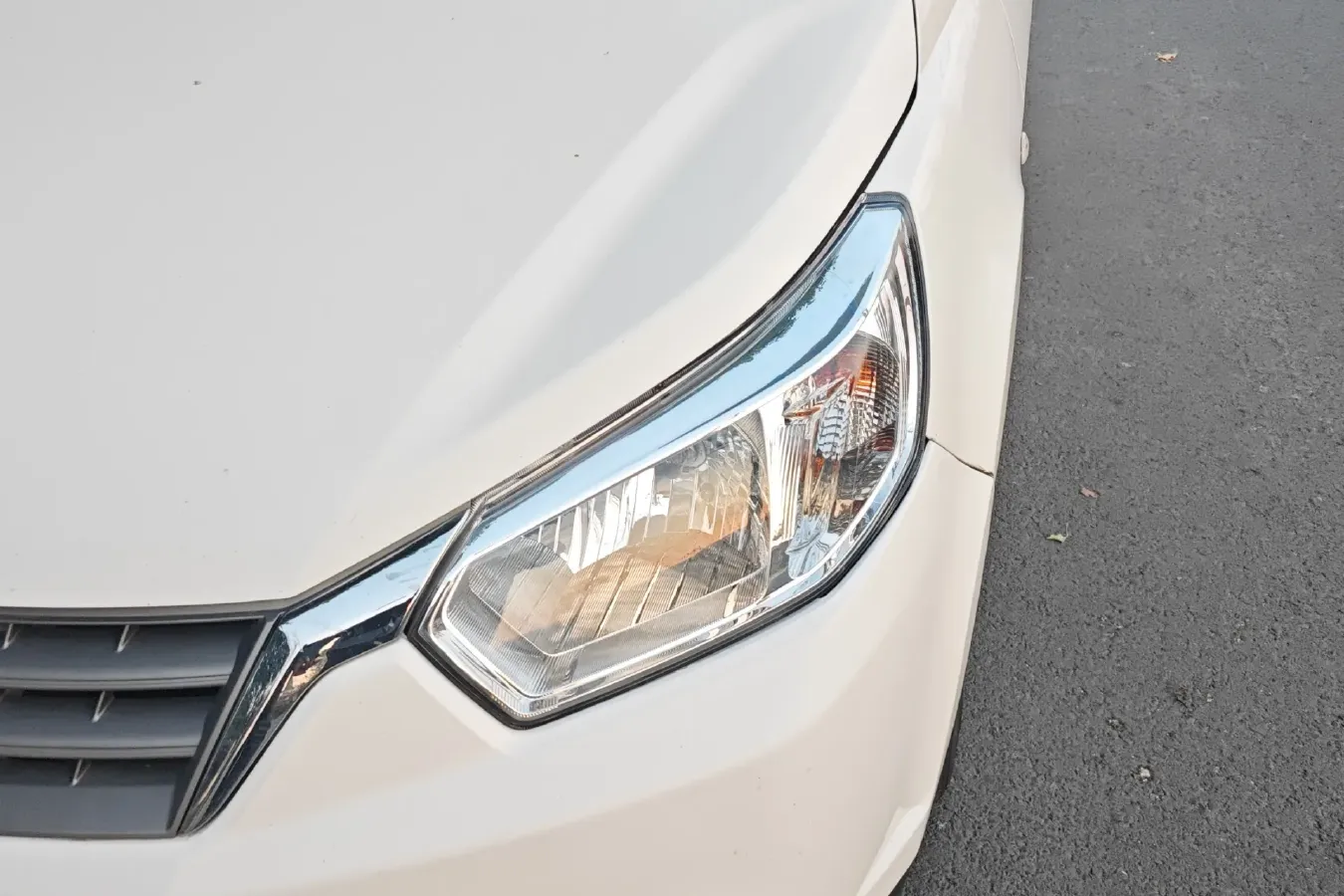 2013 Venucia R50 1.6L 117HP L4 5MT,autocango,china used car exporter,china ev exporter,chinese used car exporter,chinese used ev exporter