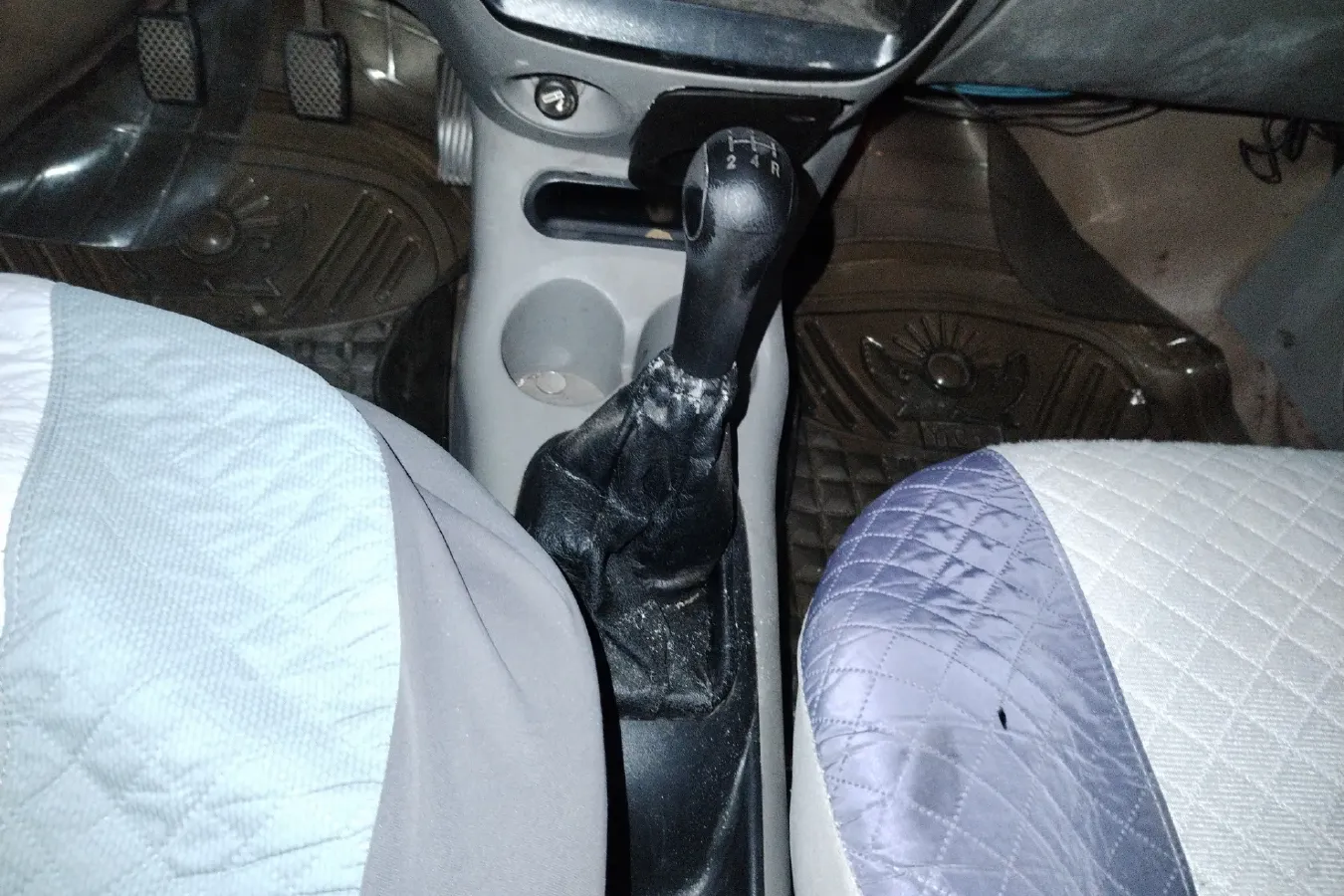 2009 Chery QQ3 0.8L 52HP L3 5MT,autocango,china used car exporter,china ev exporter,chinese used car exporter,chinese used ev exporter