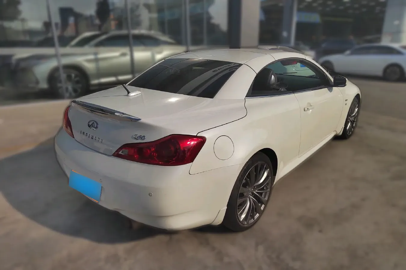 2013 Infiniti Q60 3.7L 351HP V6 7AT,autocango,china used car exporter,china ev exporter,chinese used car exporter,chinese used ev exporter