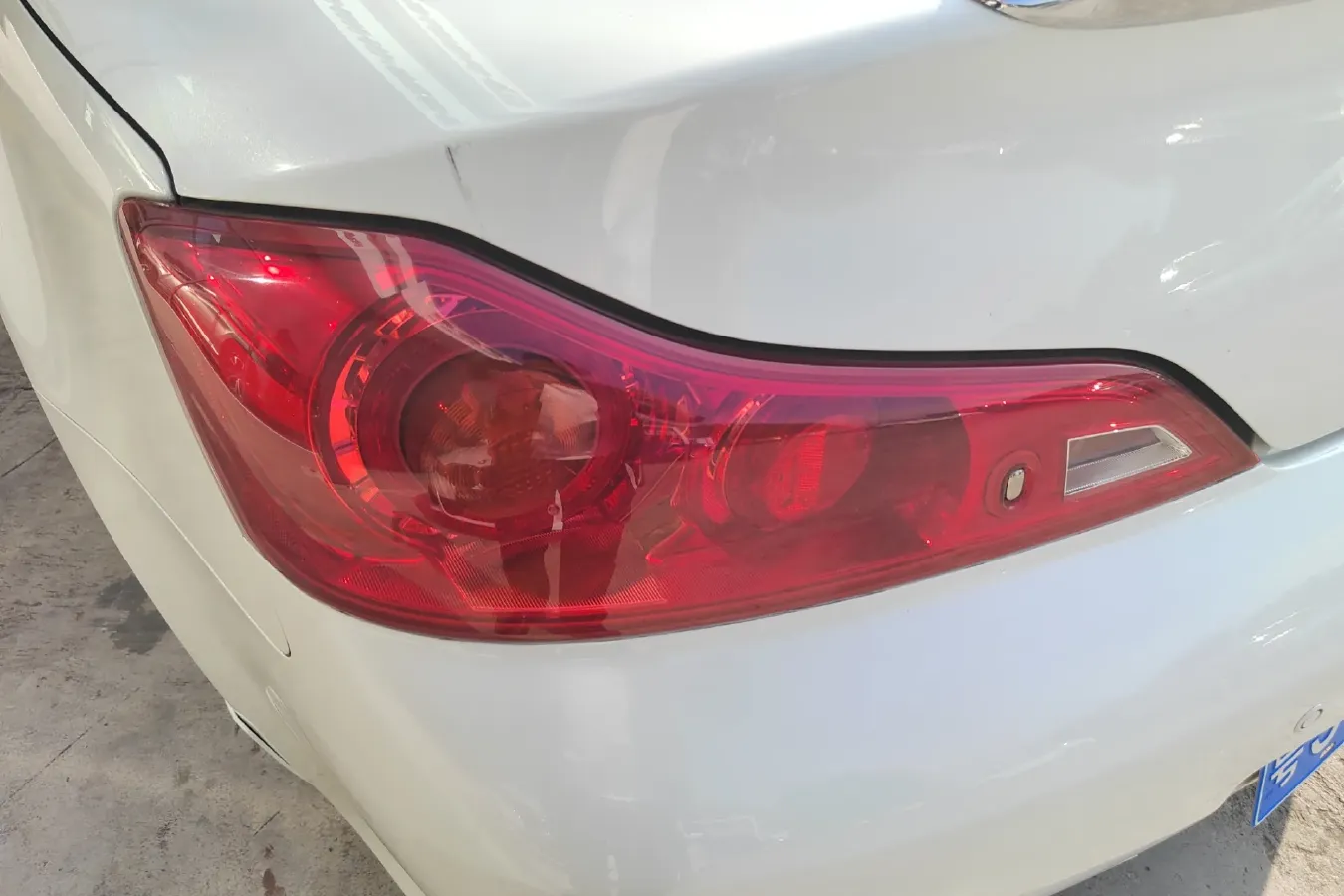 2013 Infiniti Q60 3.7L 351HP V6 7AT,autocango,china used car exporter,china ev exporter,chinese used car exporter,chinese used ev exporter