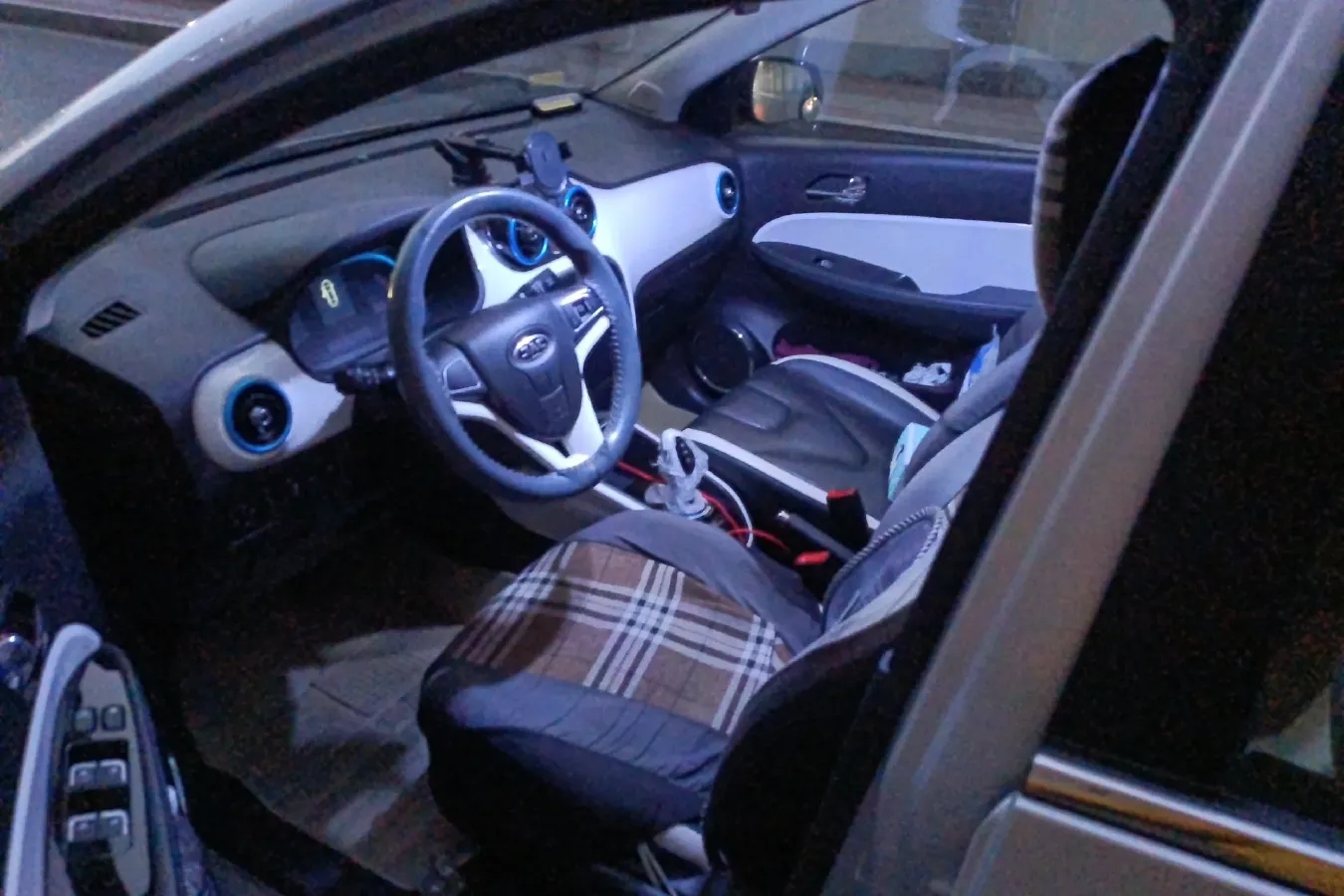 2017 JAC iEV7 BEV 24KWH,autocango,china used car exporter,china ev exporter,chinese used car exporter,chinese used ev exporter