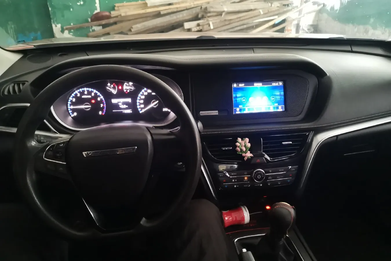 2017 Venucia T90 2.0L 144HP L4 6MT,autocango,china used car exporter,china ev exporter,chinese used car exporter,chinese used ev exporter