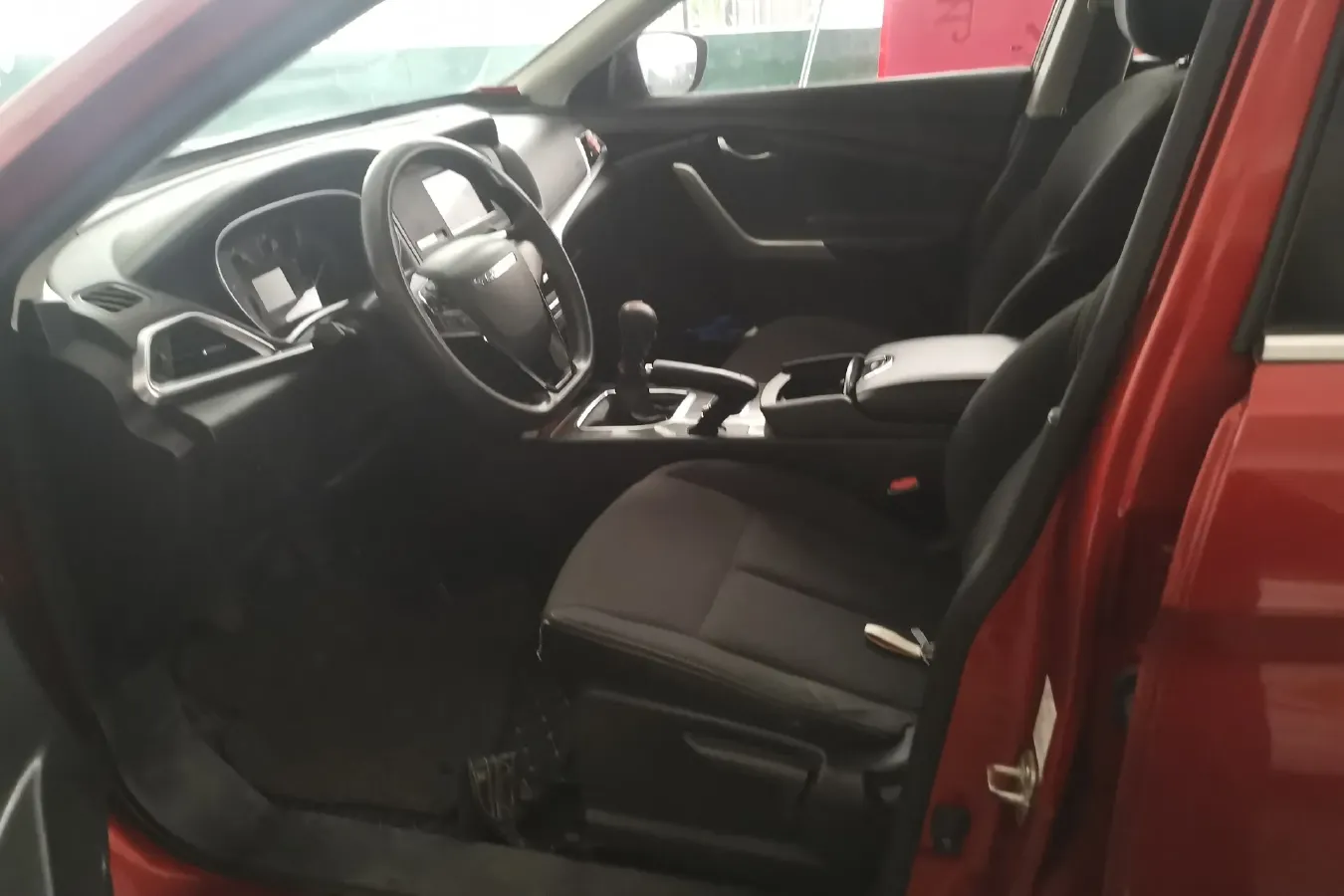 2017 Venucia T90 2.0L 144HP L4 6MT,autocango,china used car exporter,china ev exporter,chinese used car exporter,chinese used ev exporter